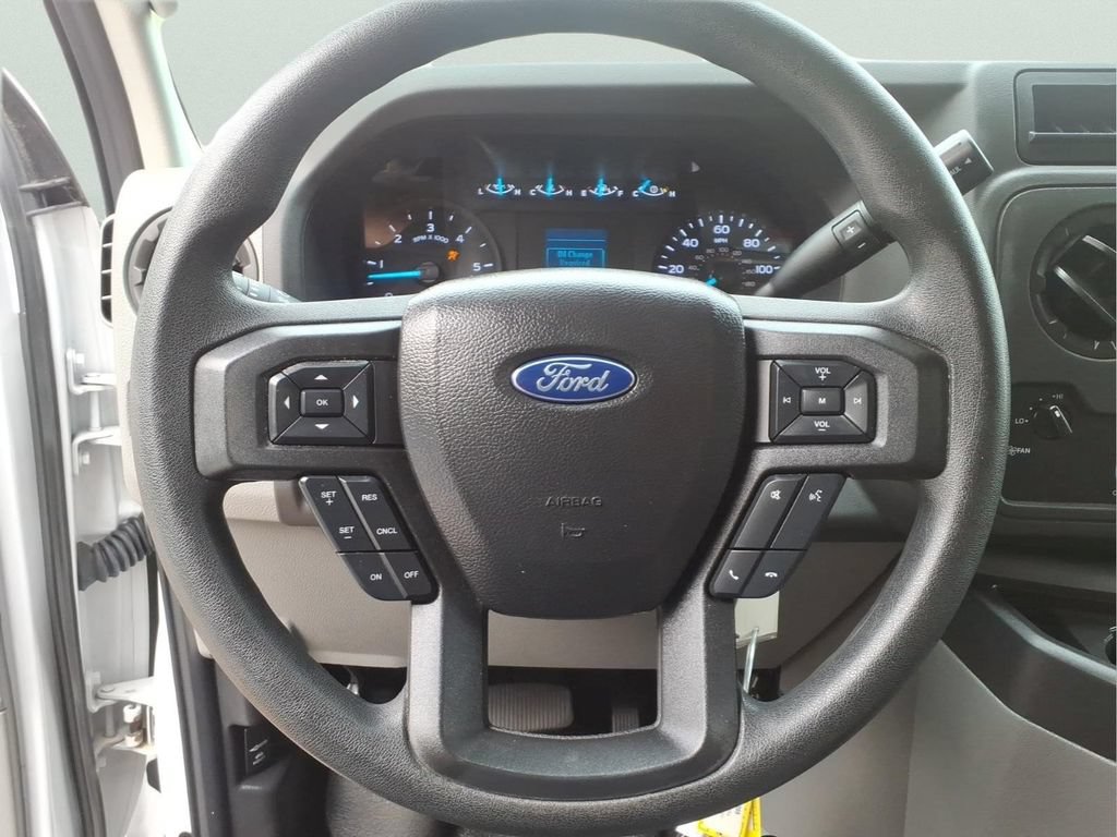 Used 2023 Ford E-450 and Econoline 450 Super Duty w/ Power Windows & Locks Group RWD image 30