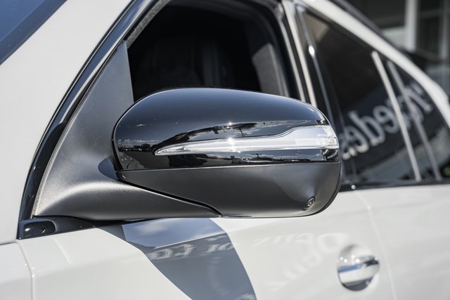 New 2026 Mercedes-Benz GLS 450 4MATIC image 16