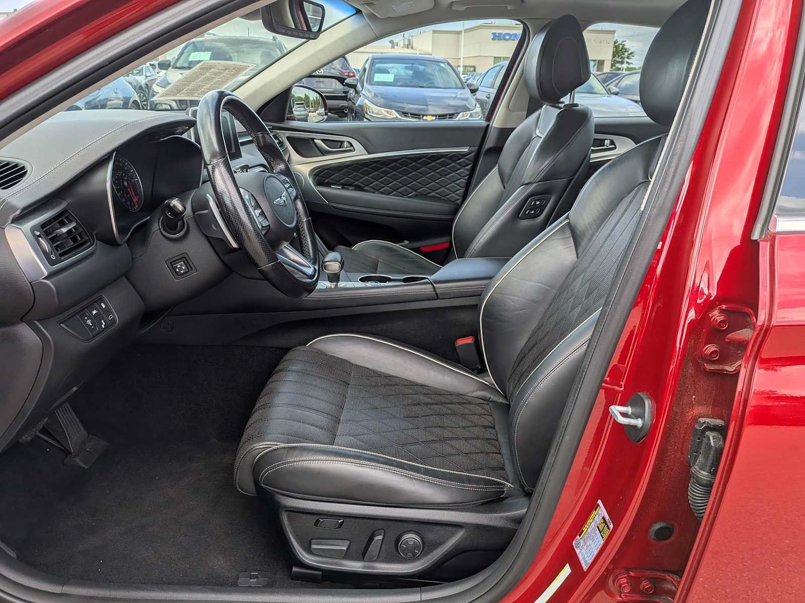 Used 2019 Genesis G70 2.0T Advanced w/ Dynamic Package AWD/4WD image 14