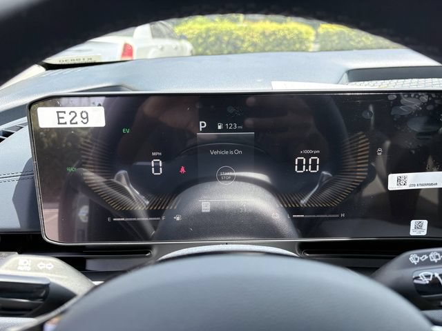 New 2026 Kia Carnival EX FWD image 11