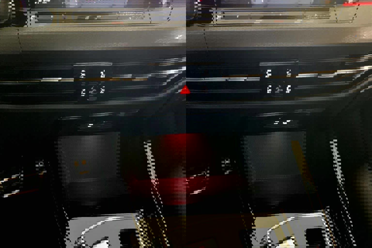 Used 2024 Volkswagen GTI Autobahn FWD image 34