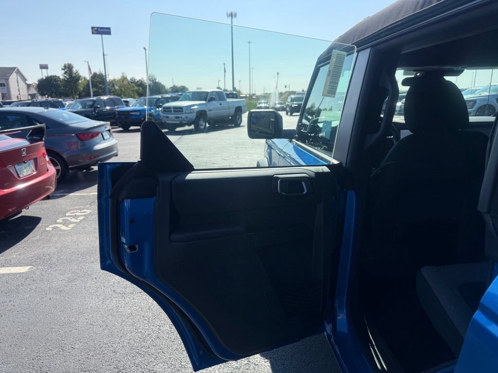 New 2026 Ford Bronco 4-Door AWD/4WD image 31