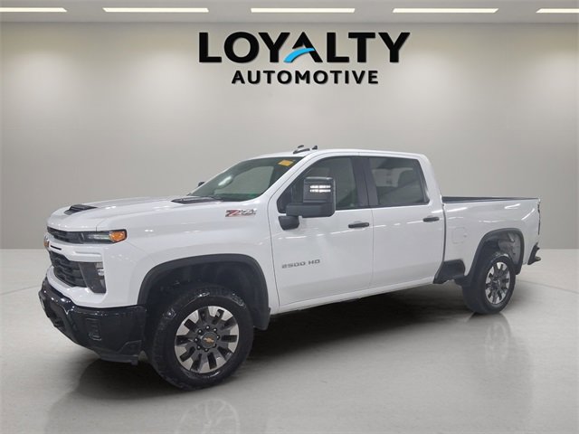 Used 2024 Chevrolet Silverado 2500 Custom w/ Custom Value Package image 1