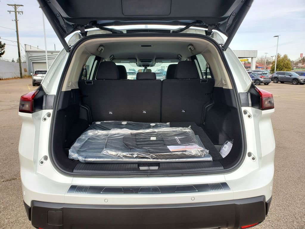 New 2026 Nissan Rogue SV w/ Cold Weather Package image 7