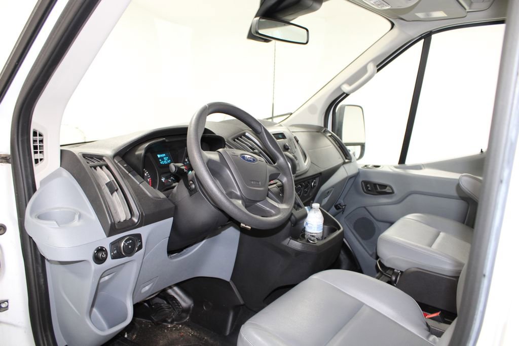 Used 2018 Ford Transit 350 XL image 21