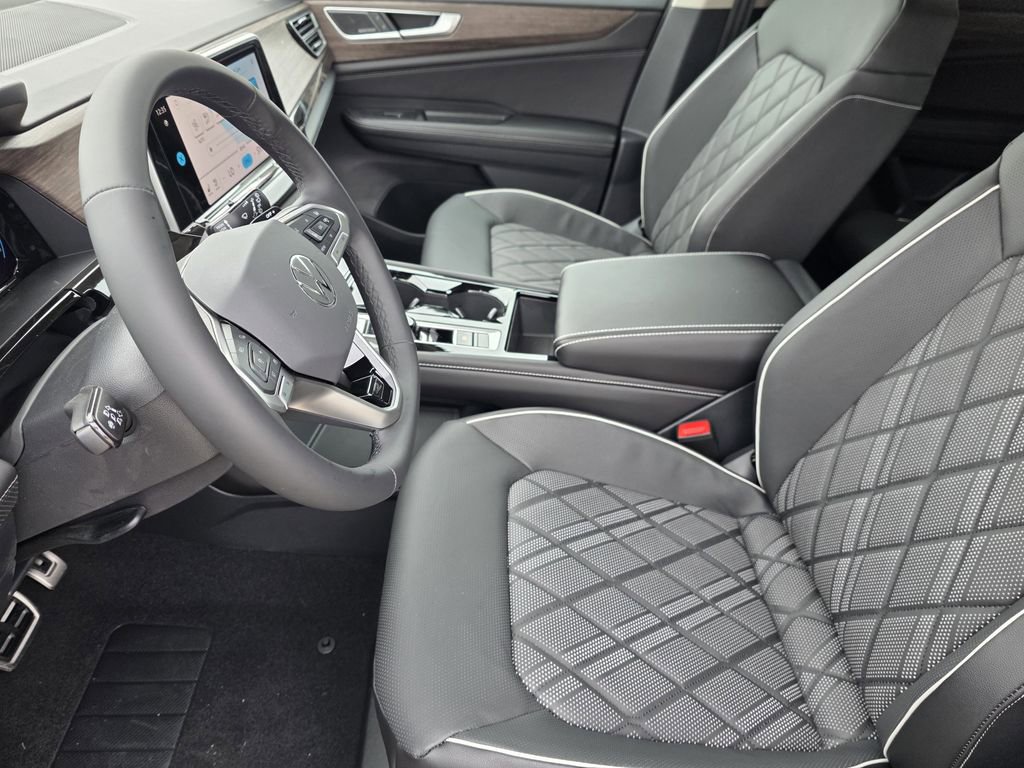 New 2026 Volkswagen Atlas SEL Premium R-Line image 10