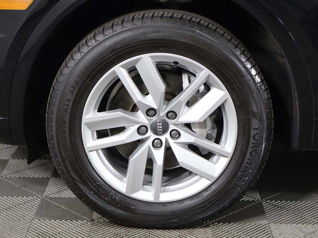 Used 2020 Audi Q5 2.0T Premium AWD/4WD image 22