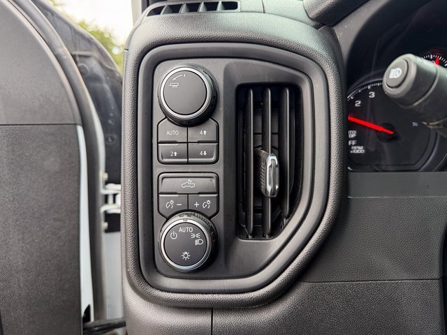 Used 2023 Chevrolet Silverado 1500 Custom Trail Boss image 8