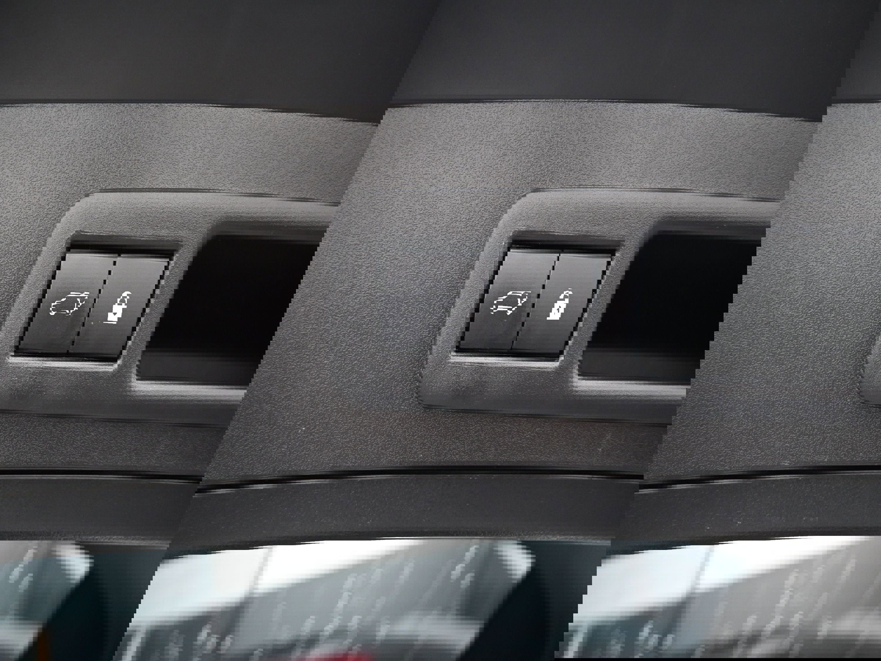 Used 2021 Lexus UX 250h w/ Premium Package image 28