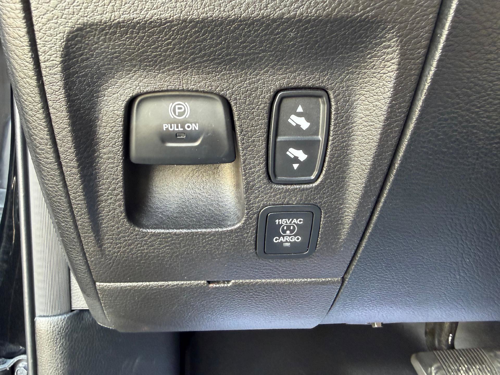 Used 2021 RAM 1500 Limited AWD/4WD image 33
