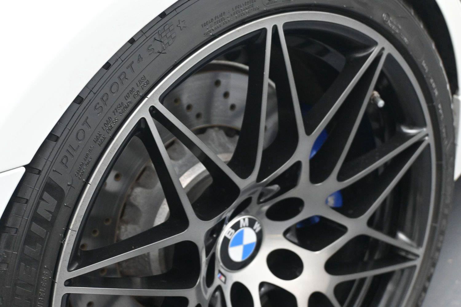 Used 2018 BMW M3 RWD image 15