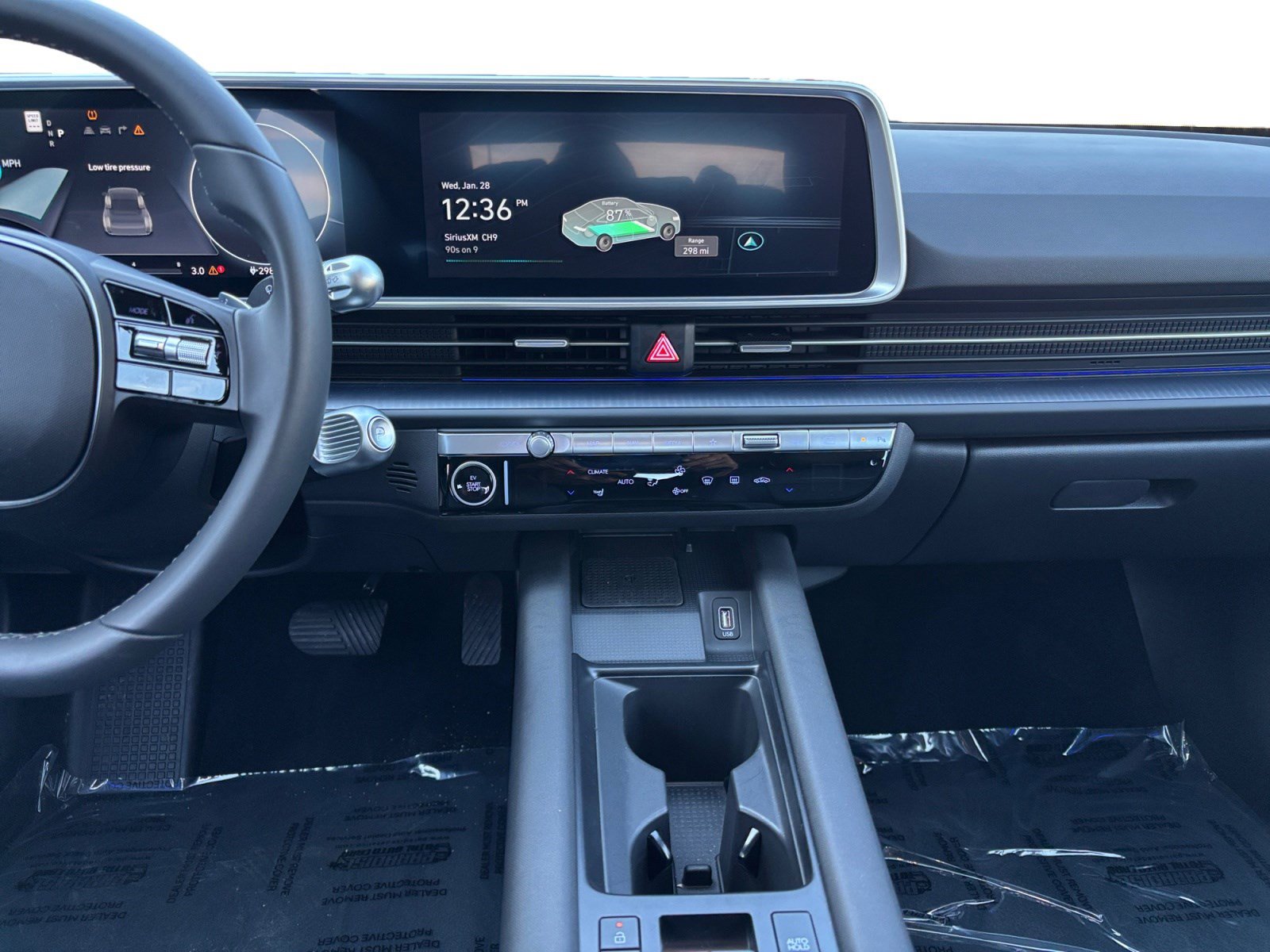 Used 2025 Hyundai Ioniq 6 SEL image 11