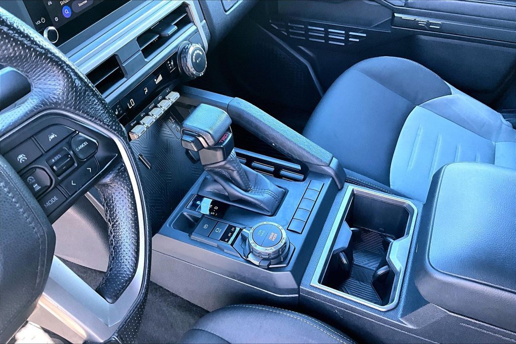 Used 2024 Toyota Tacoma TRD Sport AWD/4WD image 22