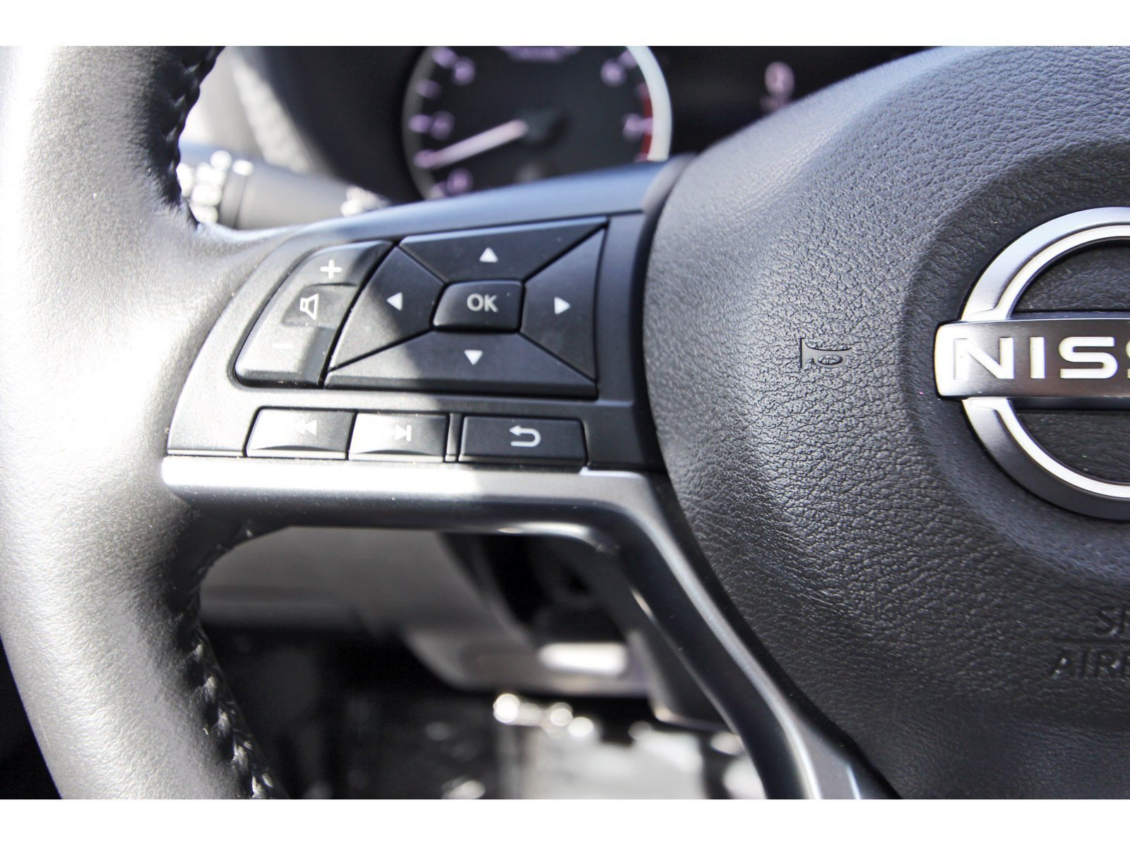 Used 2024 Nissan Sentra SV w/ All-Weather Package FWD image 19