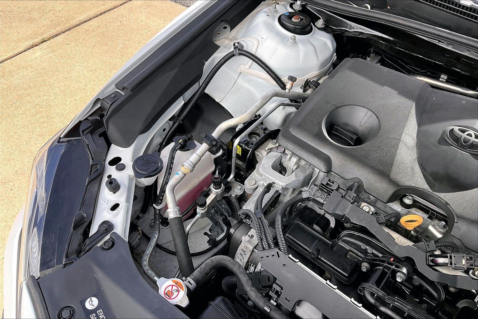 Used 2024 Toyota Camry SE FWD image 35