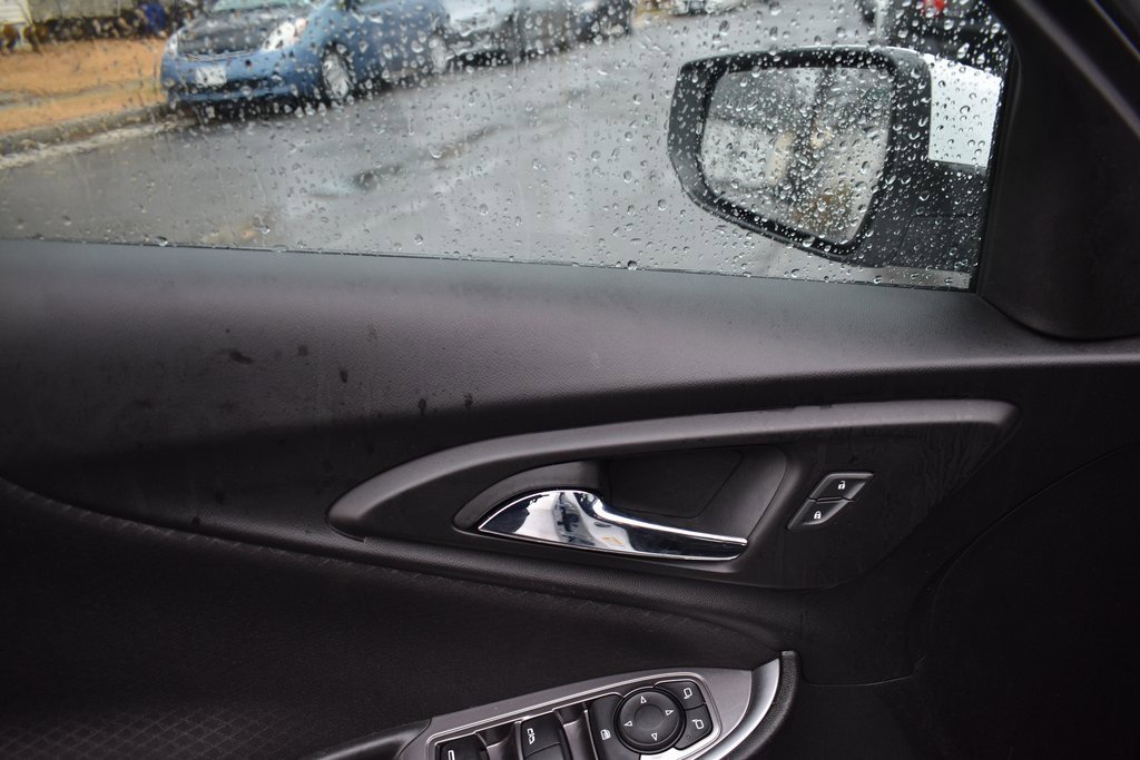 Used 2024 Chevrolet Malibu LT image 13