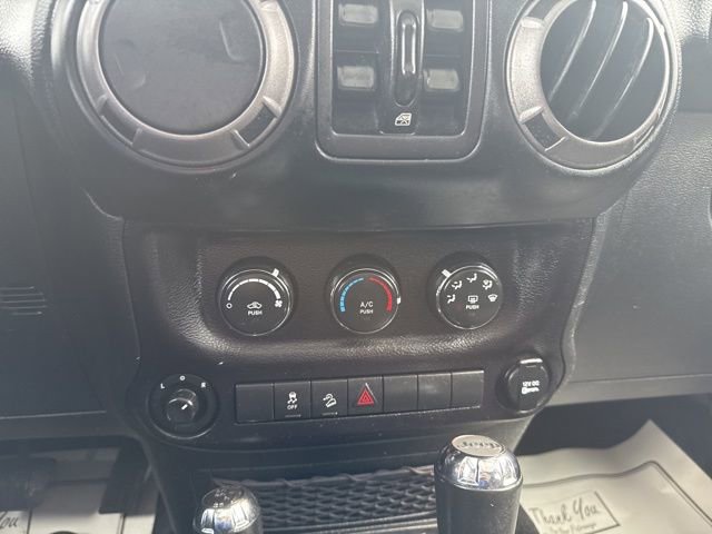 Used 2017 Jeep Wrangler Unlimited Sport w/ Quick Order Package 24S AWD/4WD image 26