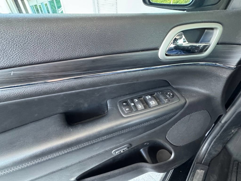 Used 2021 Jeep Grand Cherokee Limited w/ Luxury Group II AWD/4WD image 36