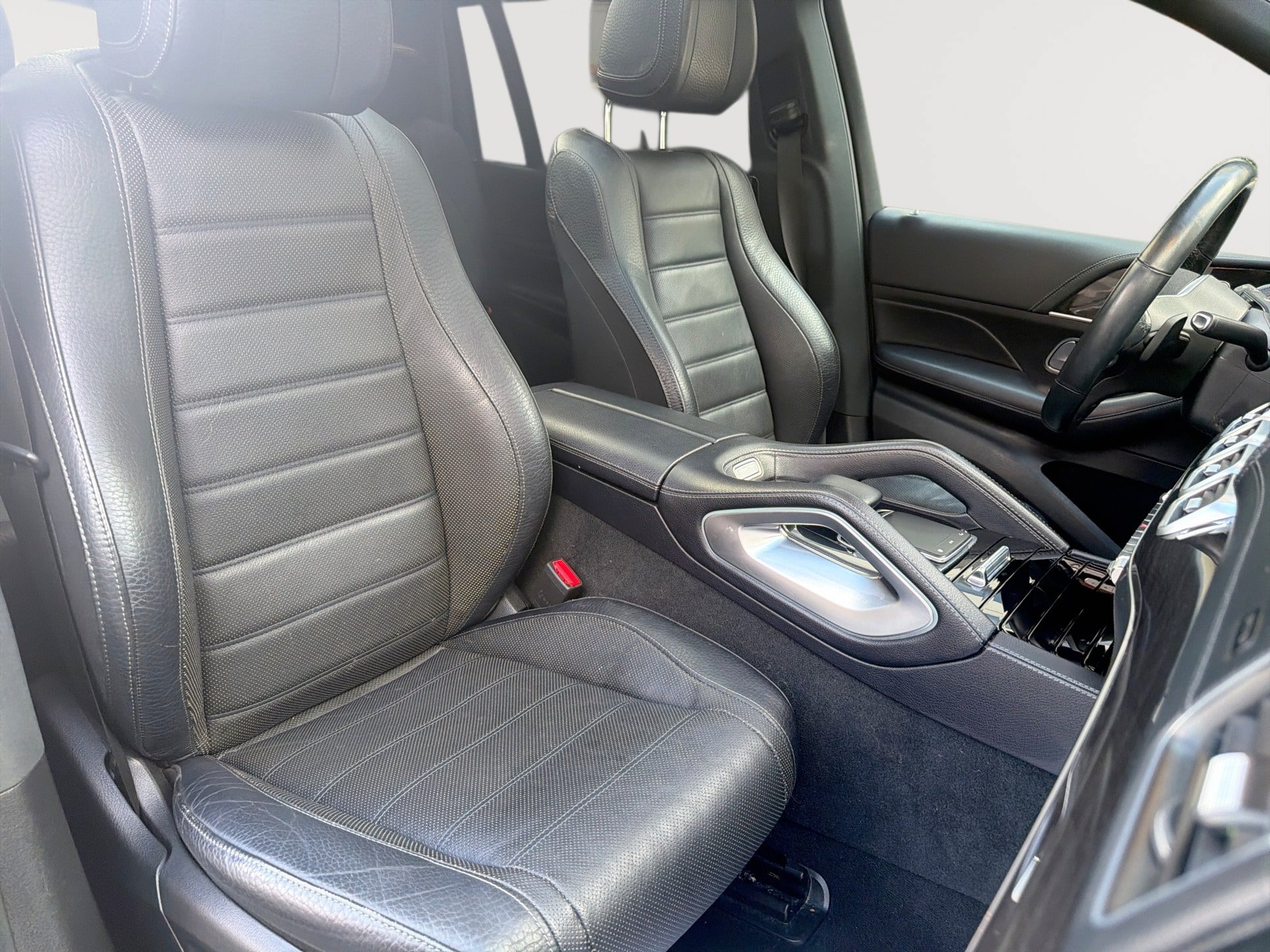 Used 2020 Mercedes-Benz GLS 580 4MATIC image 28