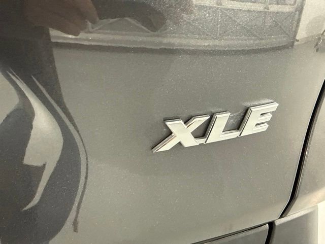 Used 2023 Toyota RAV4 XLE Premium FWD image 11