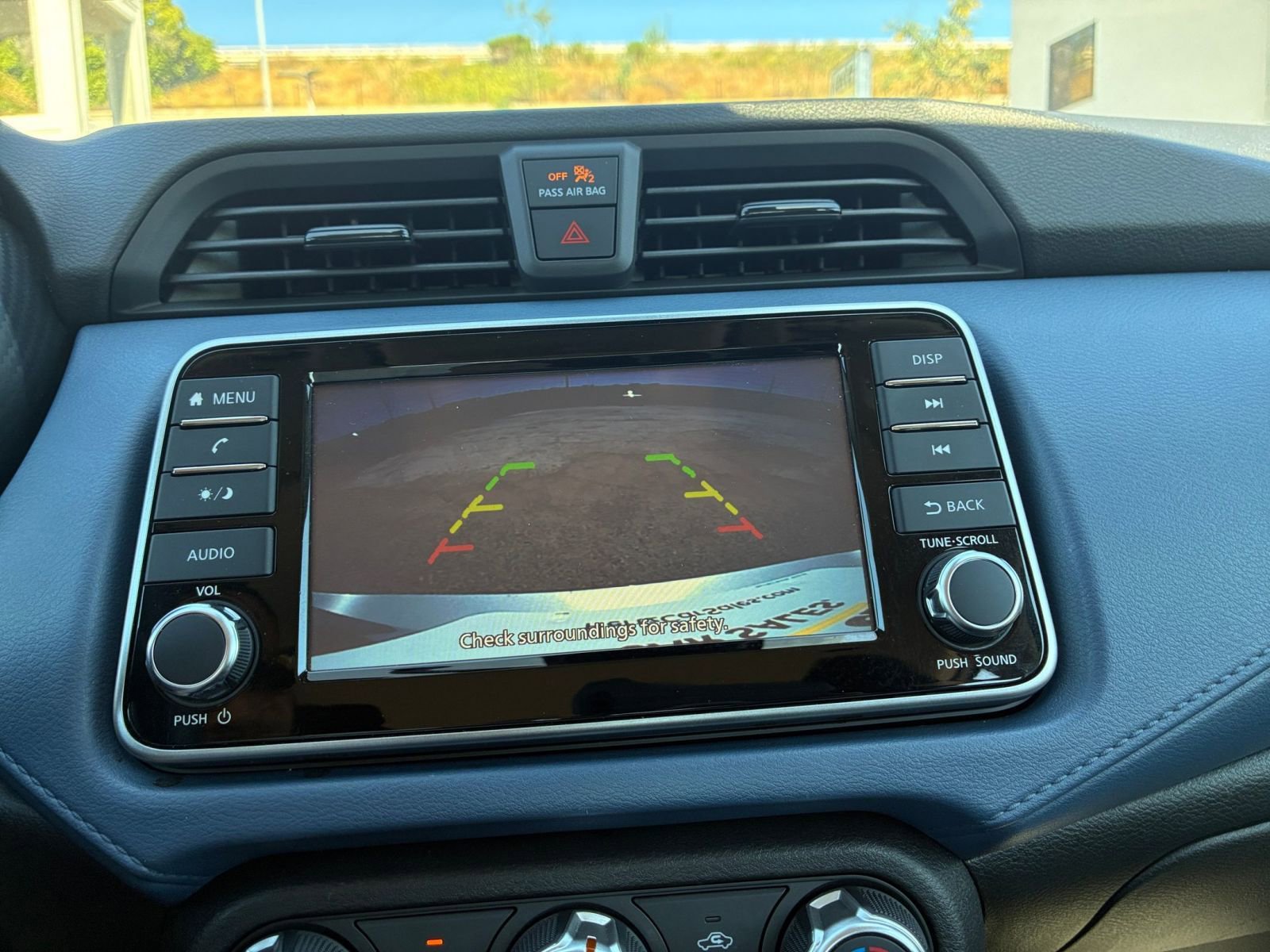 Used 2025 Nissan Versa SV image 22