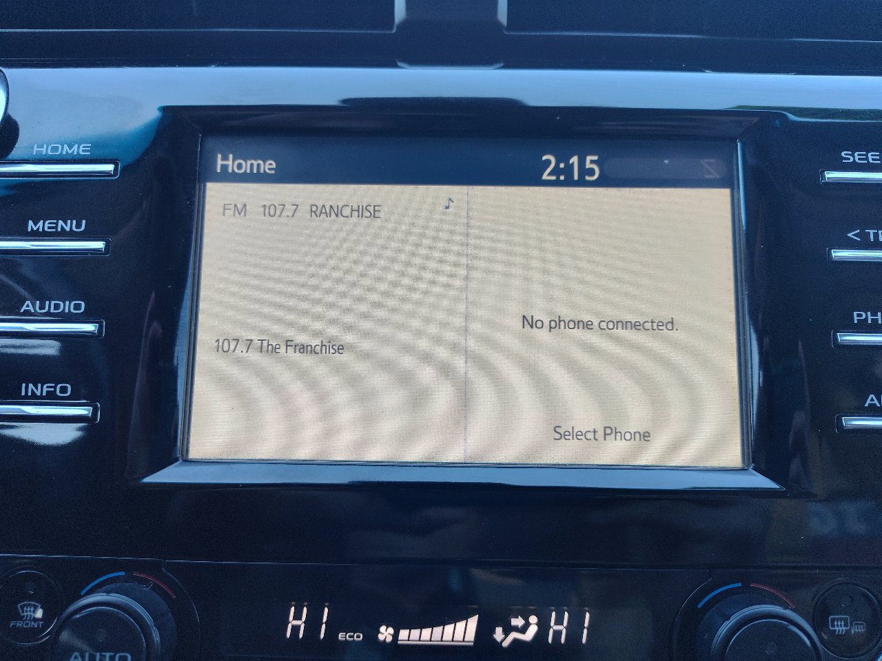 Used 2018 Toyota Camry XLE image 23