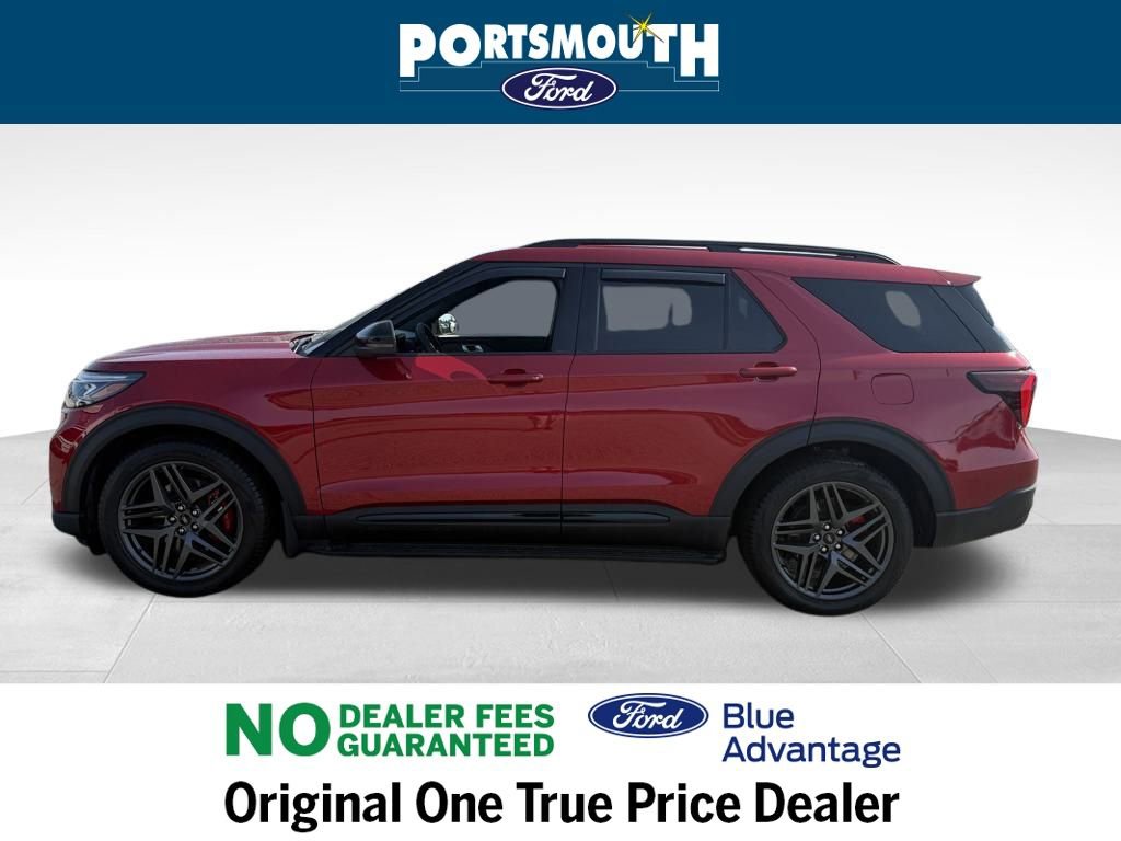 Certified 2025 Ford Explorer ST image 2