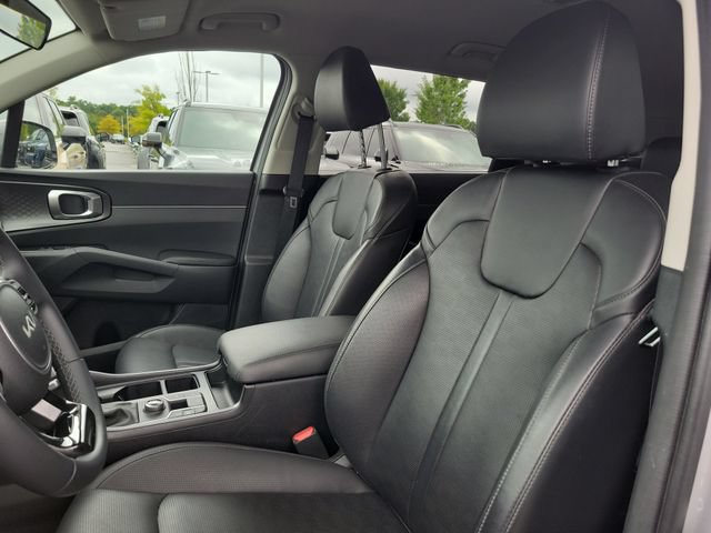 Used 2024 Kia Sorento S FWD image 14