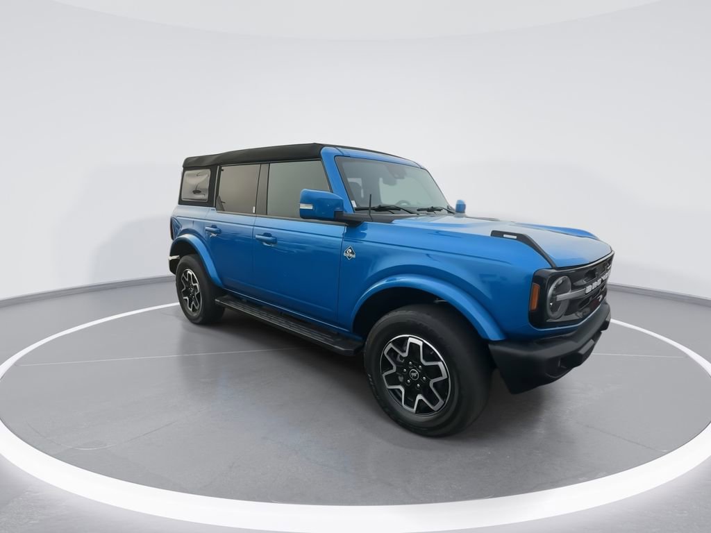Used 2023 Ford Bronco Outer Banks image 2