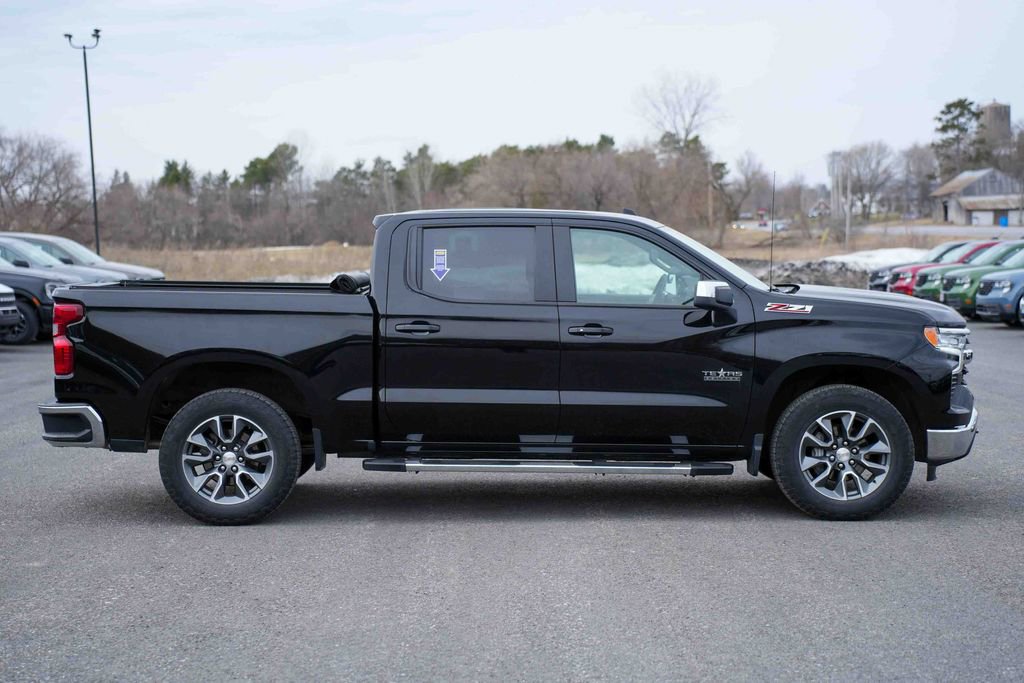 Used 2024 Chevrolet Silverado 1500 LT image 4