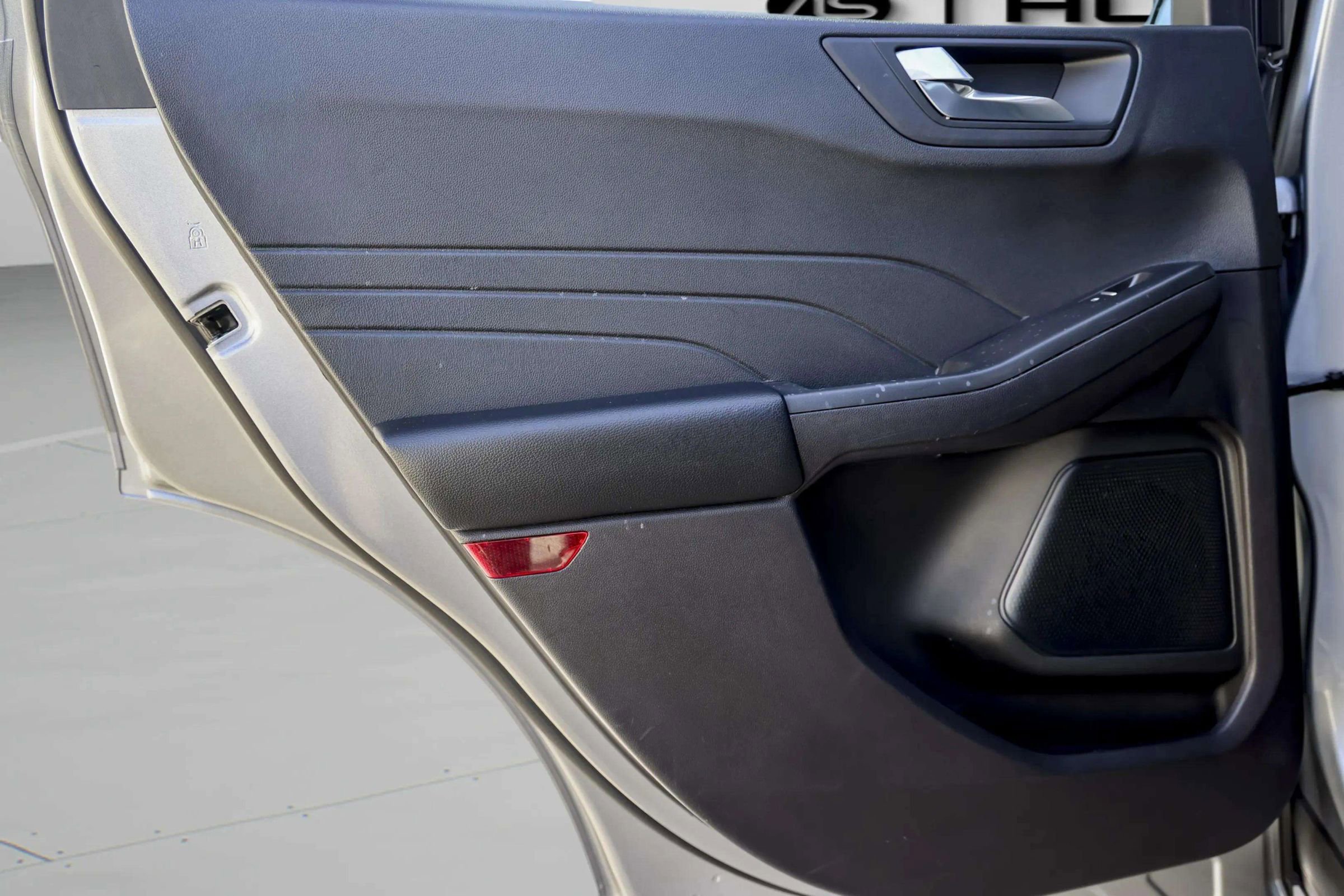 Used 2021 Ford Escape SEL image 28