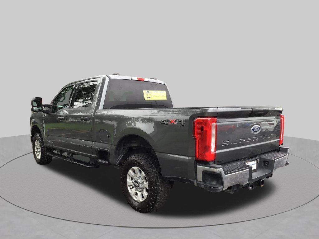 Used 2023 Ford F250 XLT AWD/4WD image 10