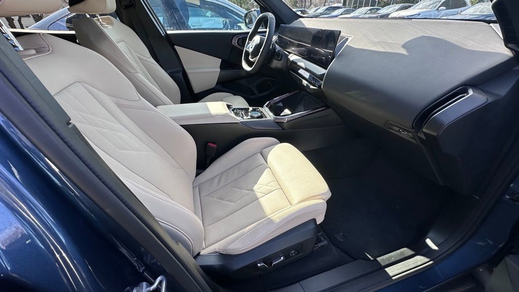 Used 2025 BMW X3 xDrive30i w/ Premium Package image 8