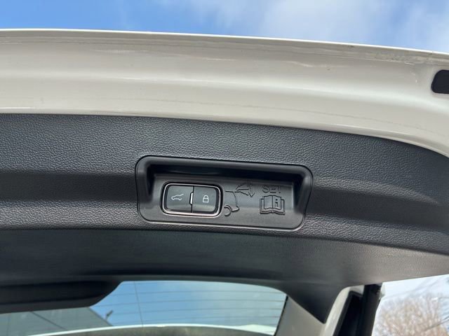 Certified 2025 Ford Explorer Active image 9