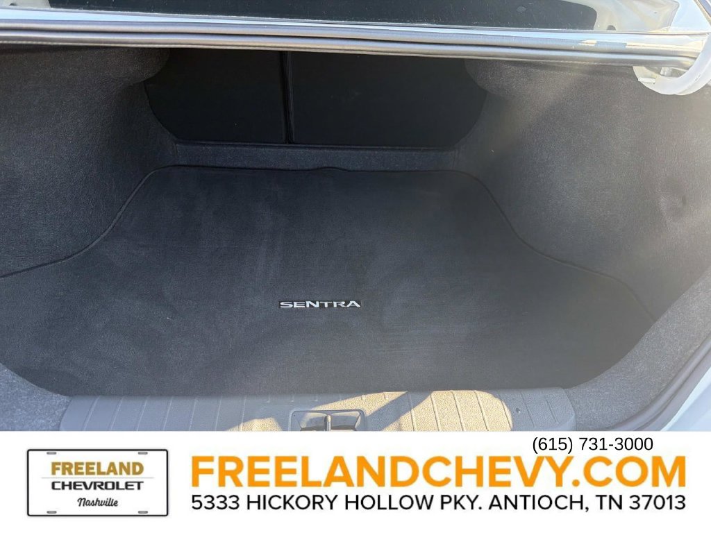 Used 2024 Nissan Sentra SV FWD image 14