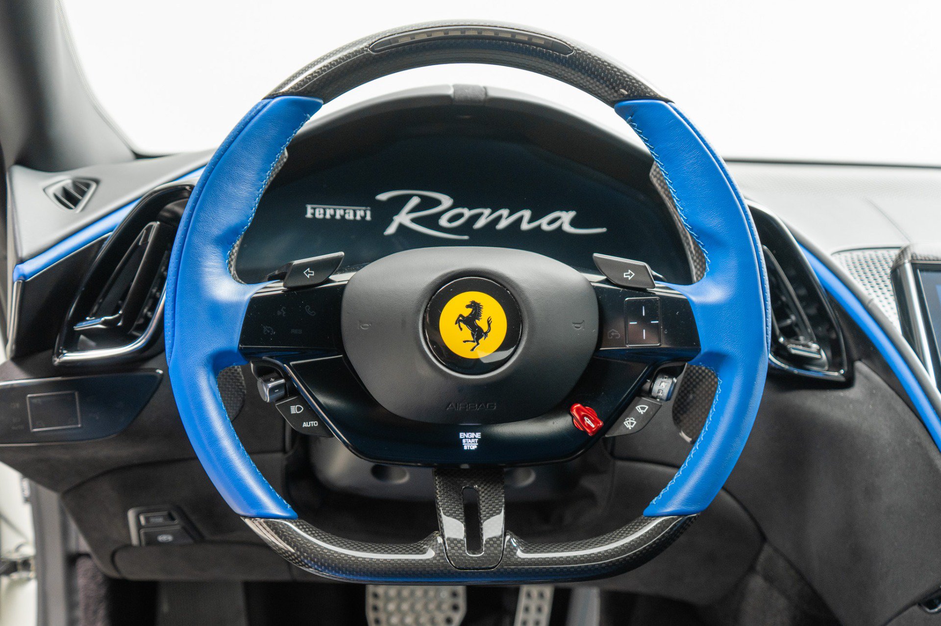 Used 2022 Ferrari Roma RWD image 15