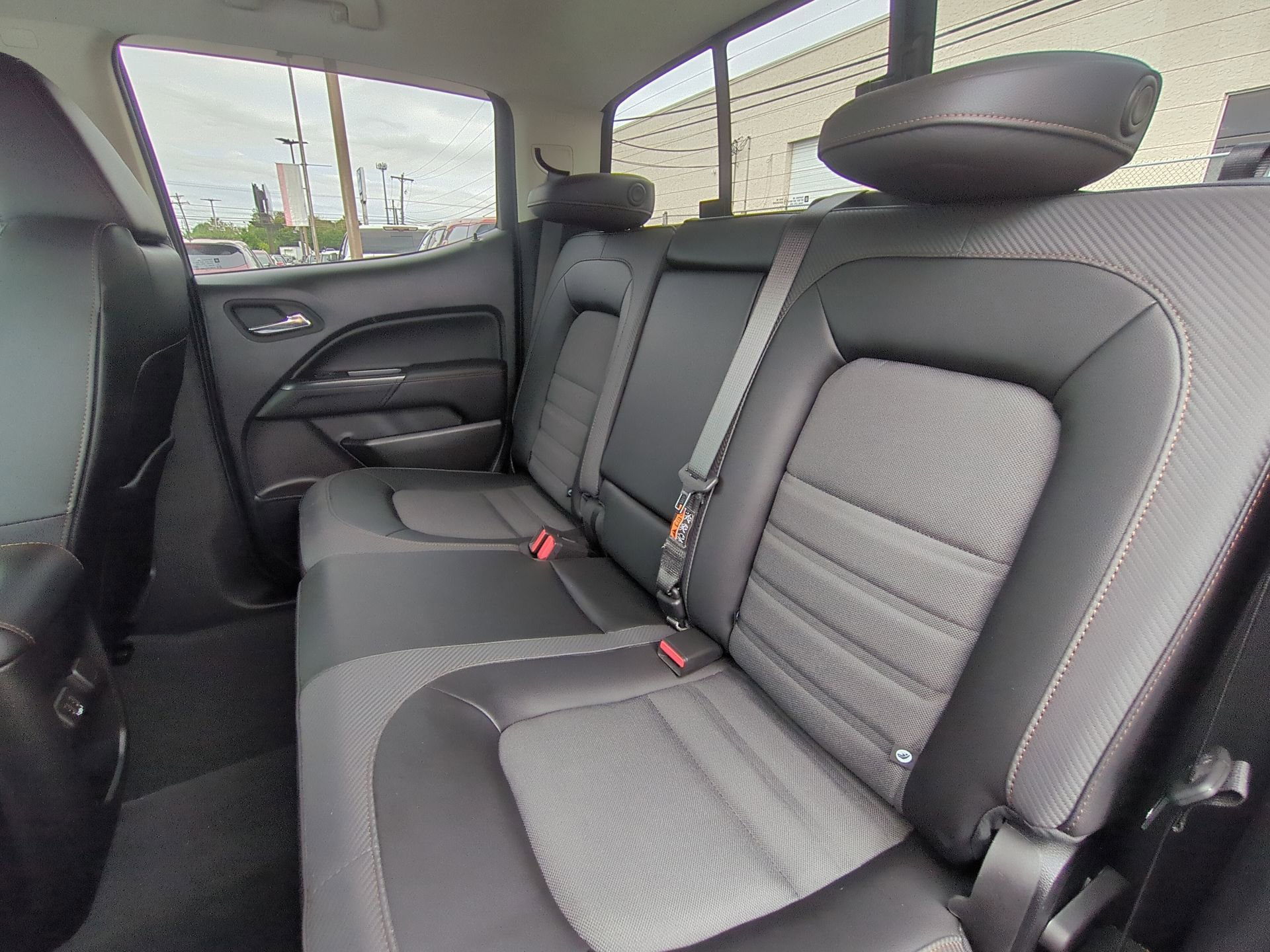 Certified 2022 GMC Canyon AT4 AWD/4WD image 25
