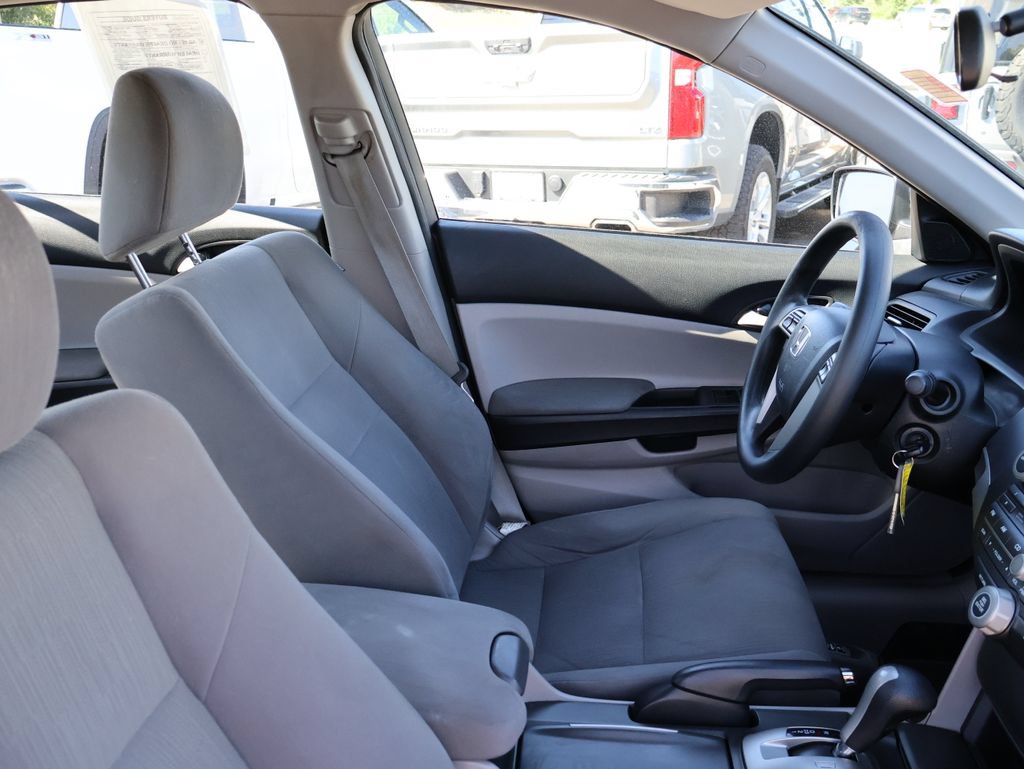 Used 2012 Honda Accord LX image 8