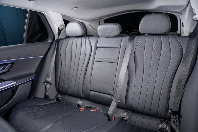 New 2025 Mercedes-Benz E 450 4MATIC All-Terrain Wagon image 28