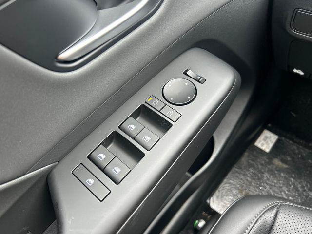New 2026 Hyundai Kona SEL Premium AWD/4WD image 11
