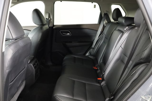 Used 2021 Nissan Rogue SL AWD/4WD image 14