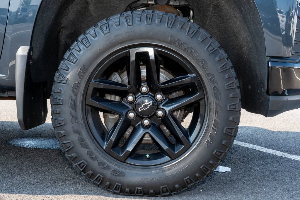 Used 2021 Chevrolet Silverado 1500 LT Trail Boss w/ Convenience Package II AWD/4WD image 34