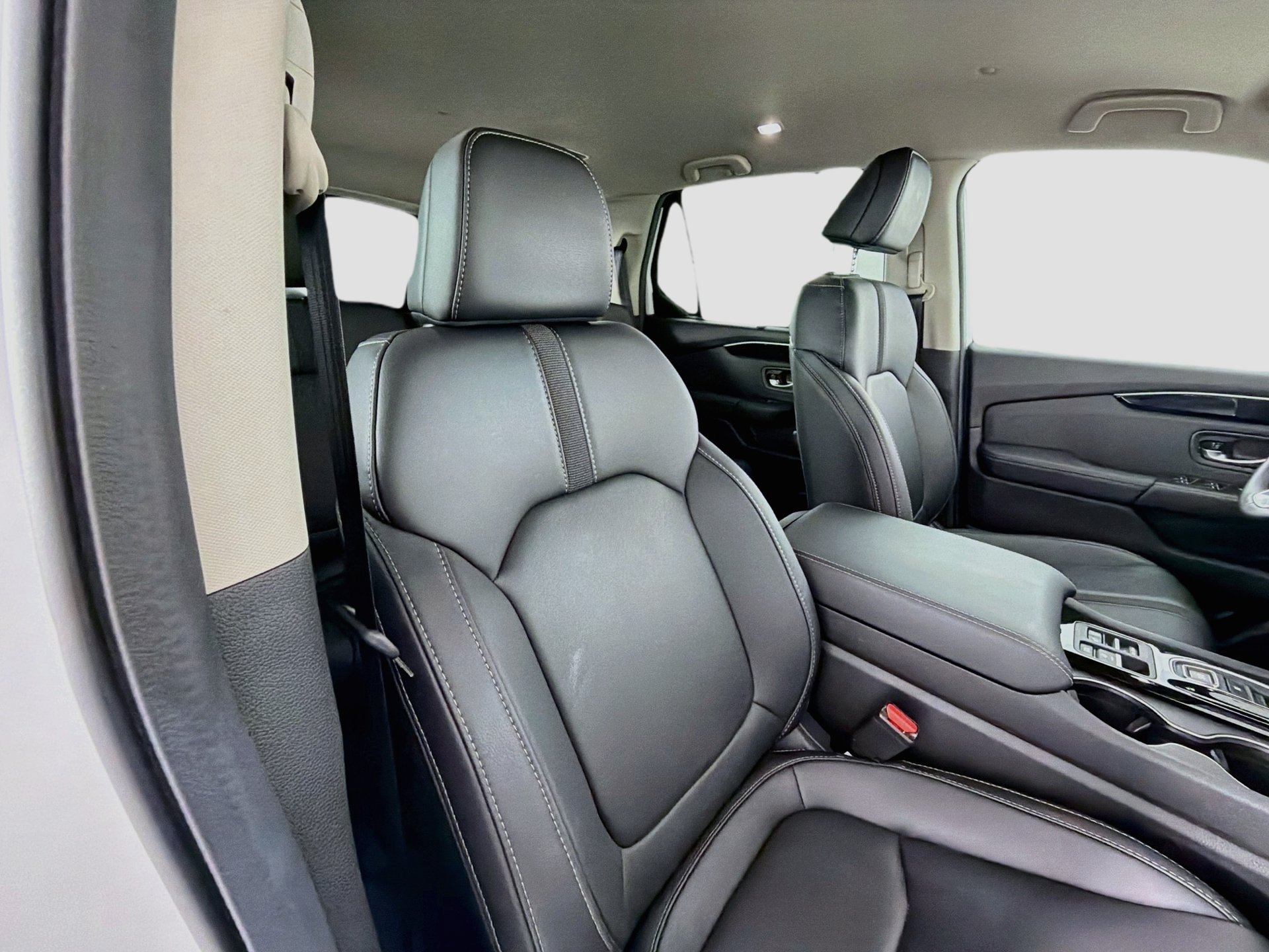 Certified 2025 Honda Pilot EX-L image 16