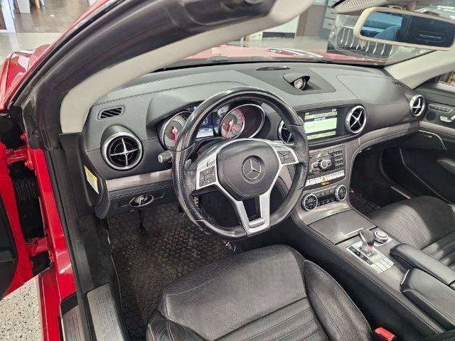 Used 2013 Mercedes-Benz SL 550 image 14