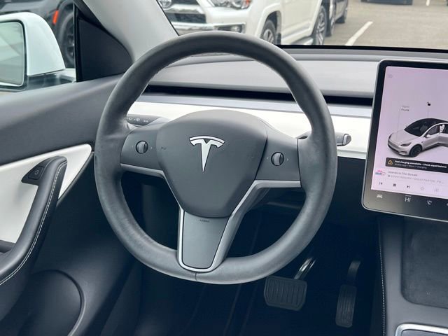 Used 2021 Tesla Model Y Long Range AWD/4WD image 16