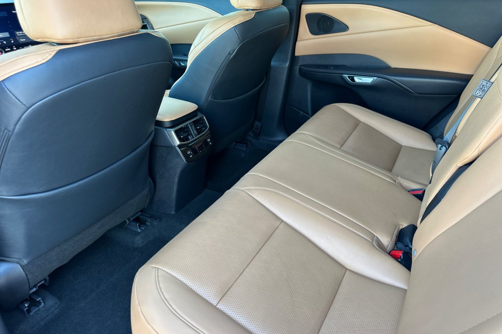 Used 2024 Lexus RX 350 Premium Plus w/ Convenience Package AWD/4WD image 13