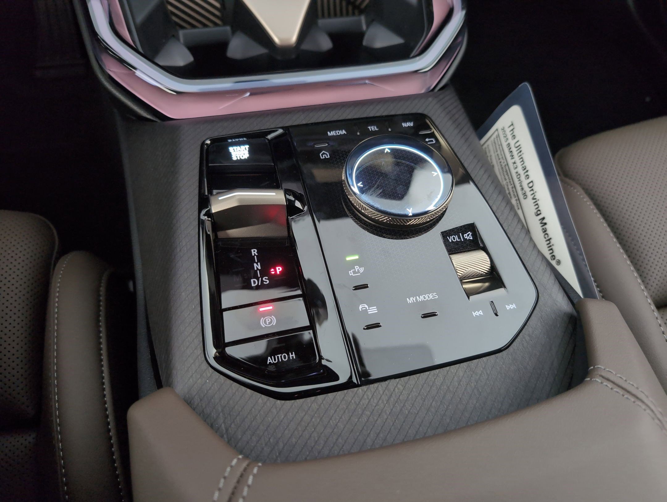 Used 2025 BMW X3 xDrive30i w/ Premium Package image 15