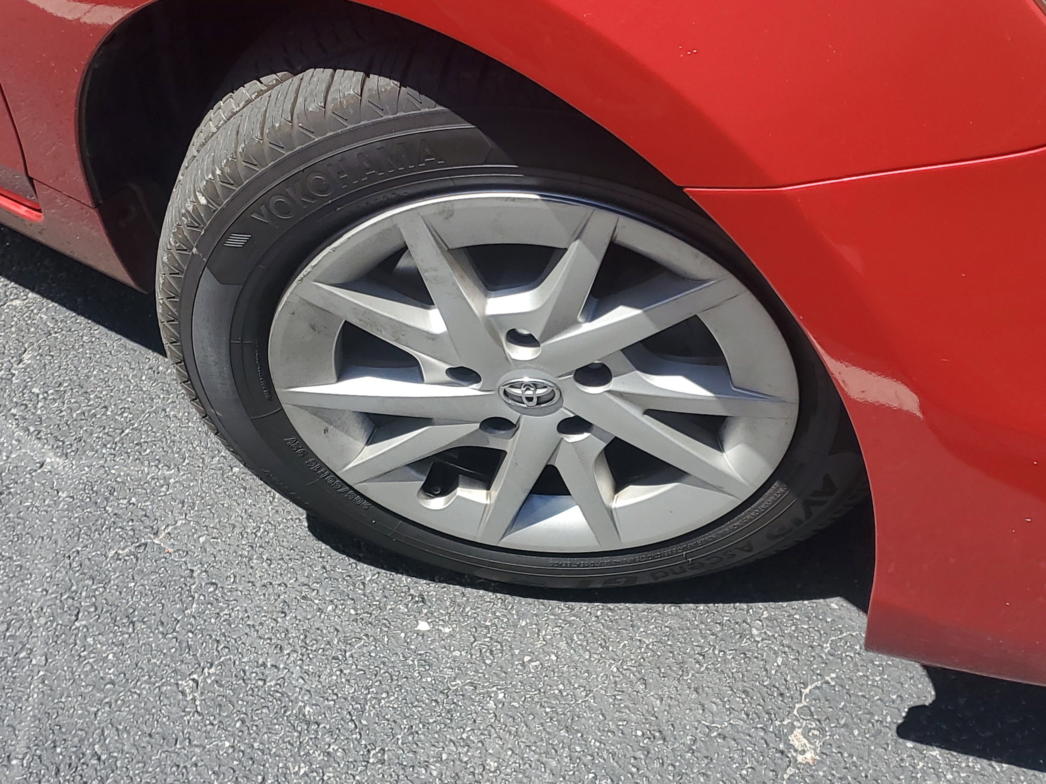 Used 2012 Toyota Prius V Two image 4