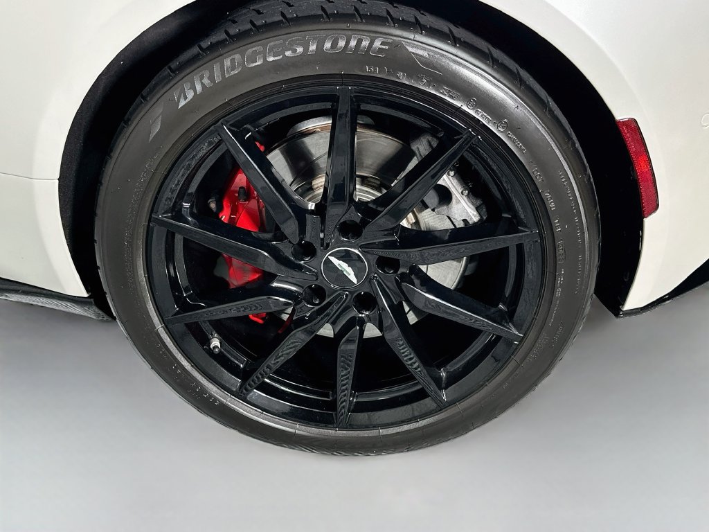 Used 2018 Aston Martin DB11 V12 RWD image 31