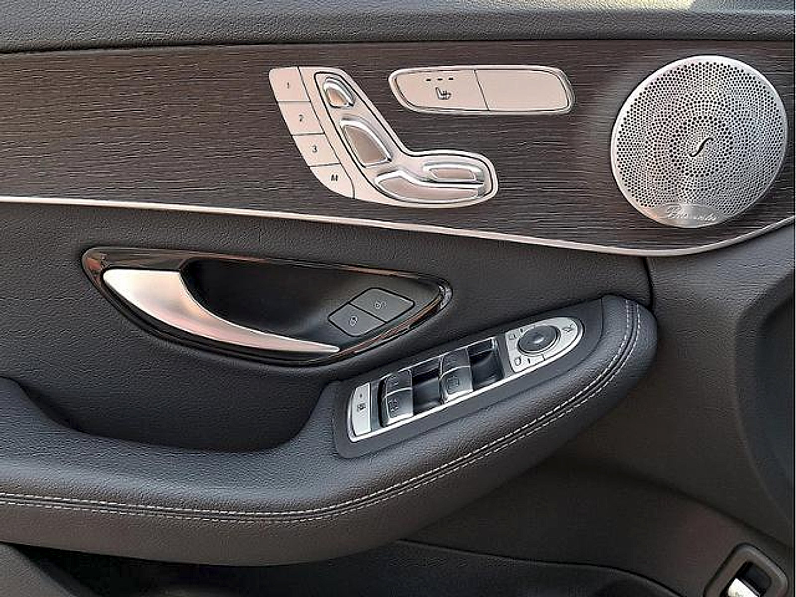 Used 2021 Mercedes-Benz C 300 4MATIC Sedan image 11